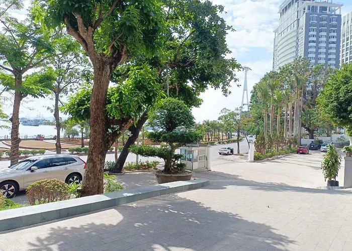 Khách sạn Bạch đằng