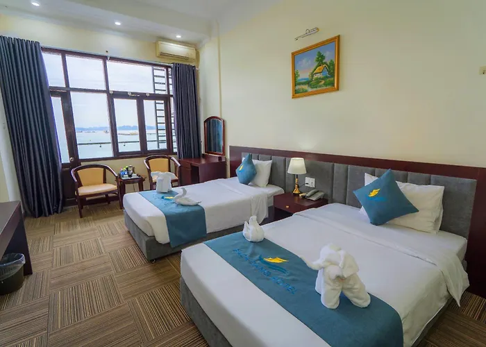 Bạch đằng Khách sạn Hạ Long