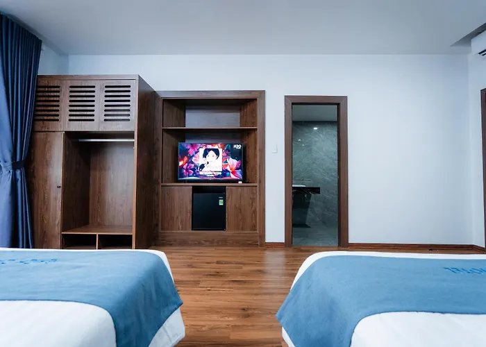 Khách sạn Bạch đằng